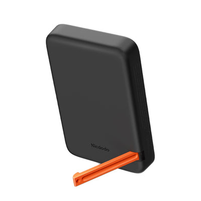 Mcdodo Built-in Bracket Power Bank 10000mAh 20W image 1