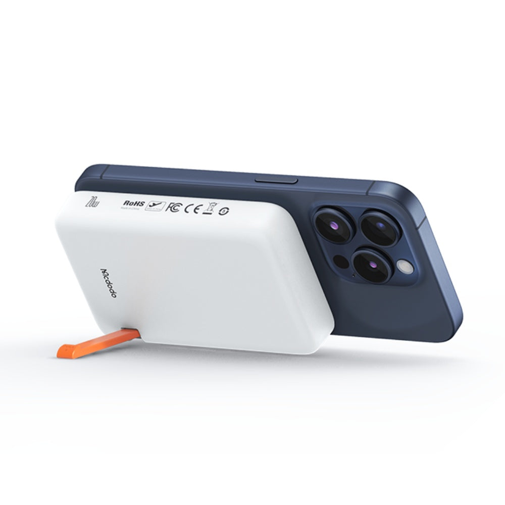 Mcdodo Built-in Bracket Power Bank 10000mAh 20W image 4