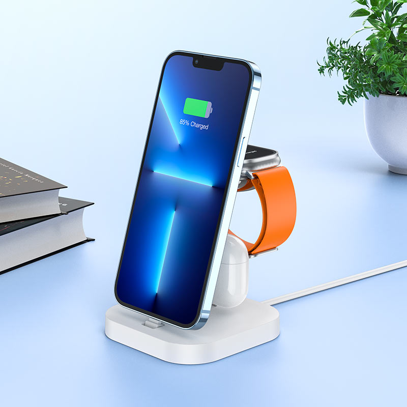 Hoco 3-in-1 Fast charger CW4 image 3